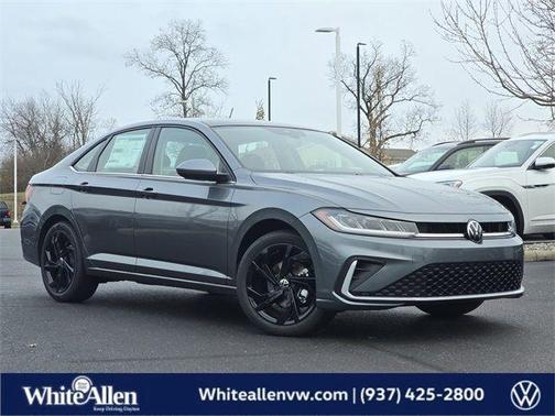 Platinum Gray Metallic 2026 Volkswagen Jetta 1.5T SE