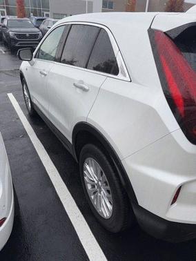 2024 Cadillac XT4 Luxury