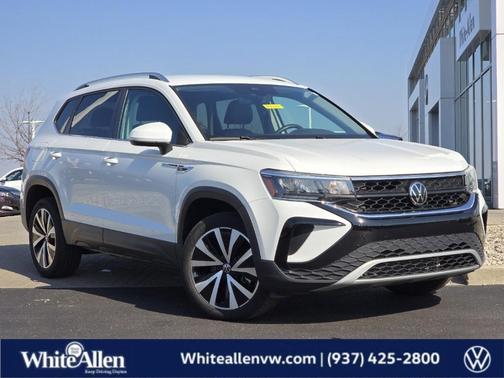 2024 Volkswagen Taos 1.5T SE