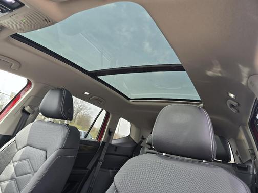 2025 Volkswagen Atlas 2.0T SE