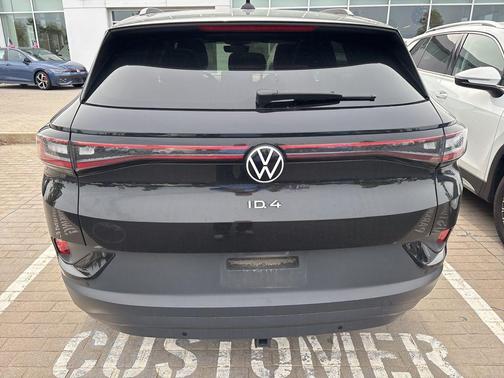 Mythos Black 2022 Volkswagen ID.4 Pro S