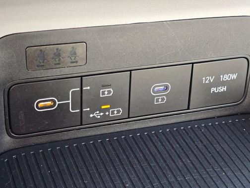 Abyss Black Pearl 2024 Hyundai KONA SEL