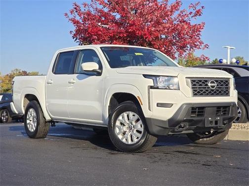 2023 Nissan Frontier SV