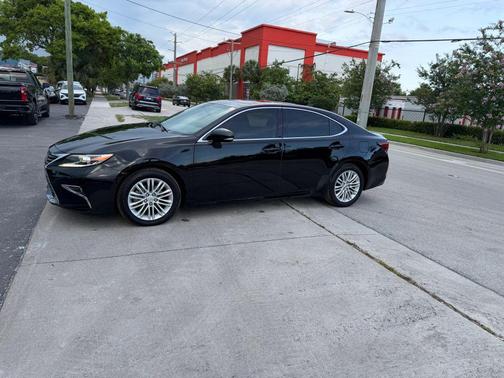 Black 2016 Lexus ES 350 Base