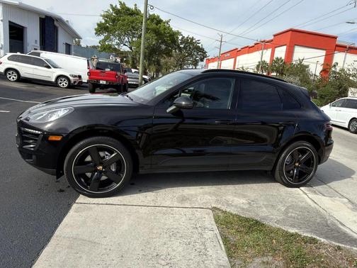 2018 Porsche Macan S