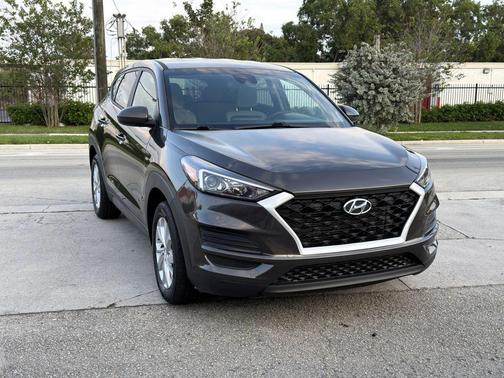 2020 Hyundai TUCSON SE