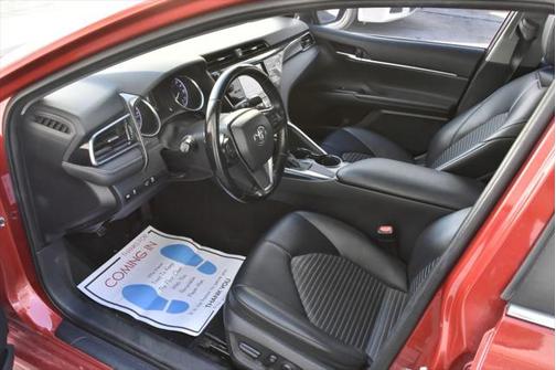 2020 Toyota Camry SE