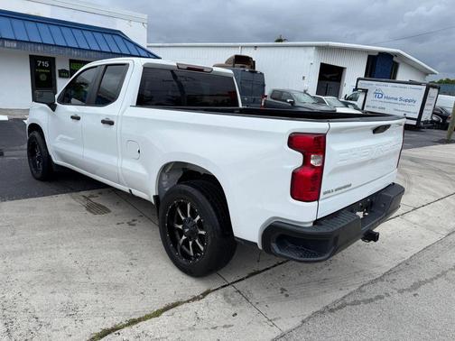 Summit White 2019 Chevrolet Silverado 1500 WT