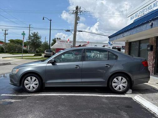2014 Volkswagen Jetta Auto SE