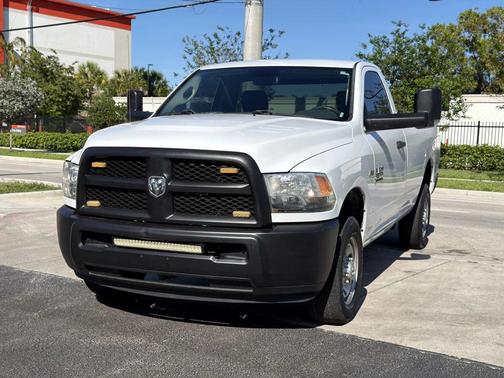 Bright White Clearcoat 2018 RAM 2500 Tradesman Regular Cab 4x2 8' Box