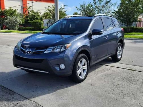 2013 Toyota RAV4 XLE