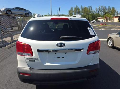 2012 Kia Sorento LX