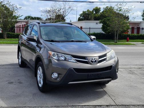 2013 Toyota RAV4 XLE
