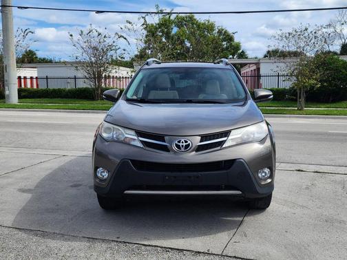 2013 Toyota RAV4 XLE