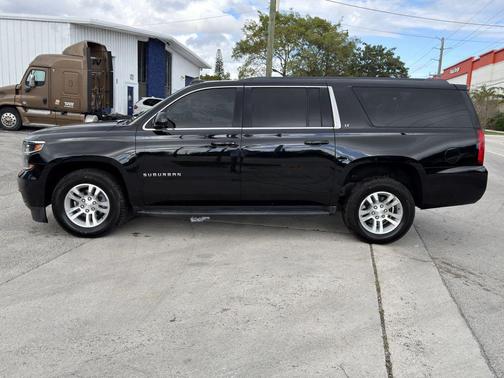 2018 Chevrolet Suburban LT