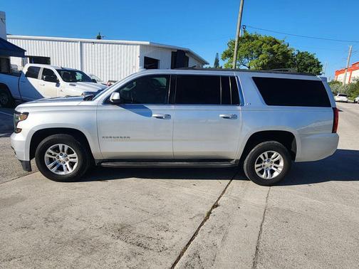 2016 Chevrolet Suburban LT