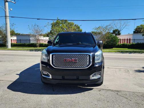 2016 GMC Yukon Denali