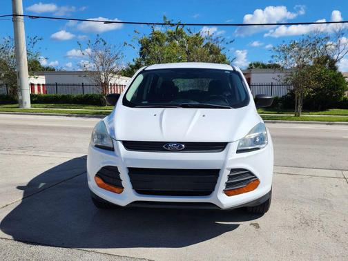 2013 Ford Escape S