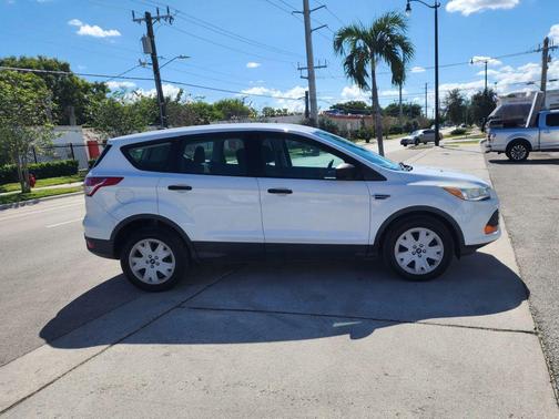 2013 Ford Escape S