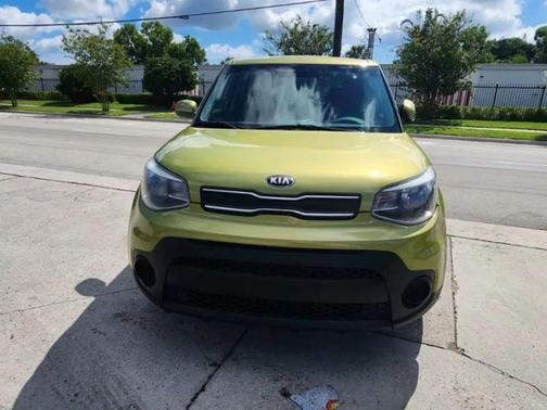 2017 Kia Soul Base