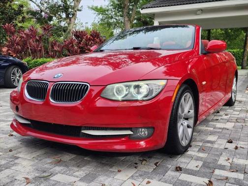 2011 BMW 328 328i Convertible 2D