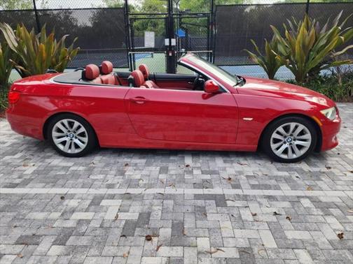 2011 BMW 328 328i Convertible 2D
