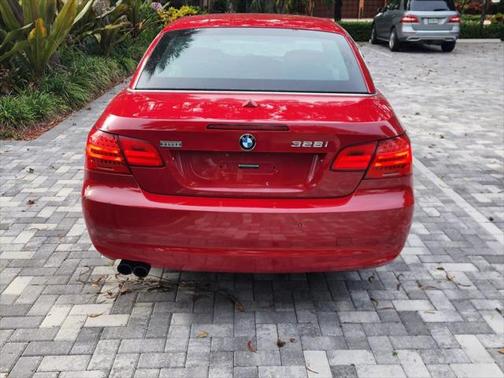 2011 BMW 328 328i Convertible 2D