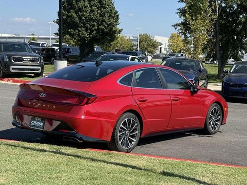 2021 Hyundai SONATA Limited