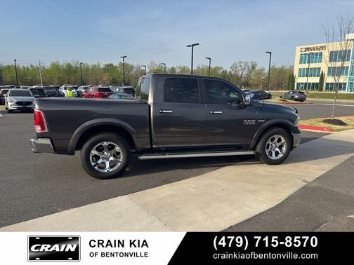 Granite Crystal Metallic Clearcoat 2015 RAM 1500 Laramie