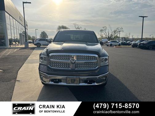 Granite Crystal Metallic Clearcoat 2015 RAM 1500 Laramie