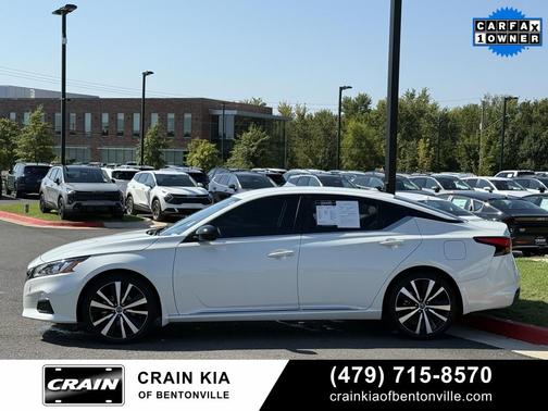 2022 Nissan Altima SR FWD