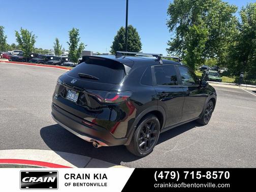 Crystal Black Pearl 2024 Honda HR-V Sport