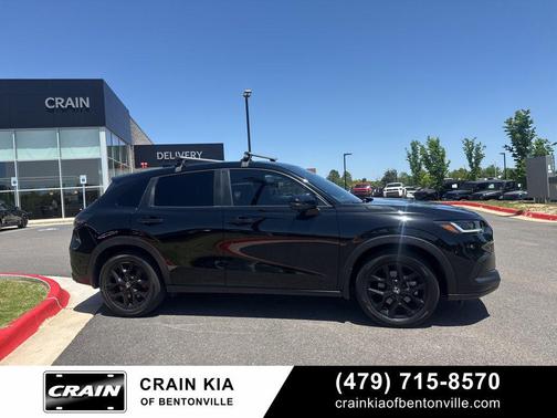 Crystal Black Pearl 2024 Honda HR-V Sport