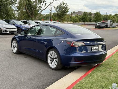 2022 Tesla Model 3 Standard Range
