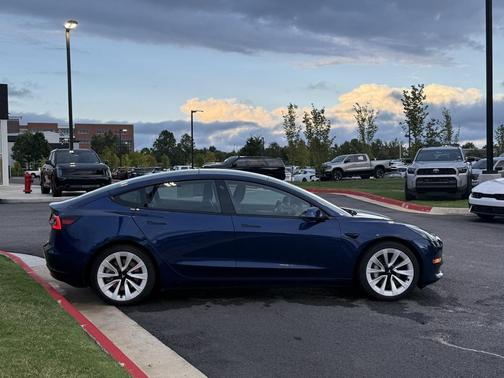 2022 Tesla Model 3 Standard Range