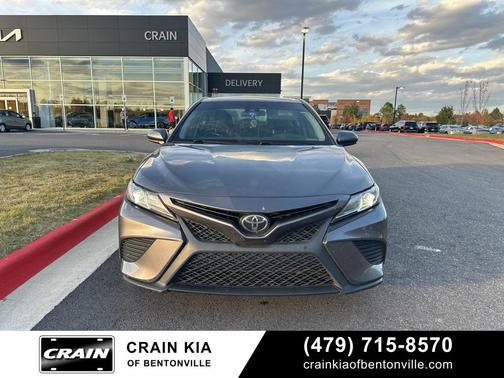 2018 Toyota Camry SE
