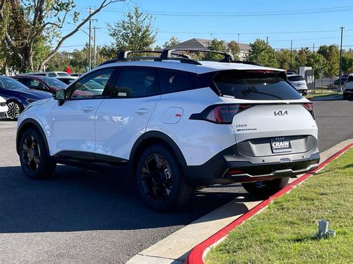 Glacial White Pearl 2026 Kia Sportage X-Line