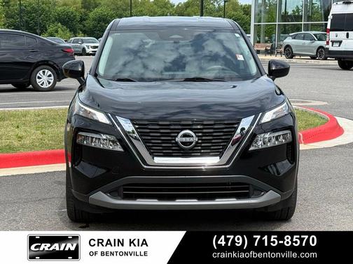 Super Black 2023 Nissan Rogue SV
