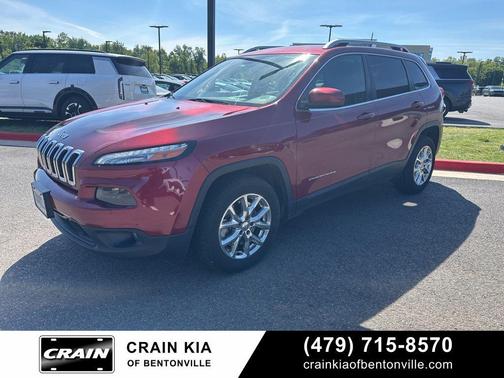 Deep Cherry Red Crystal Pearlcoat 2016 Jeep Cherokee Latitude