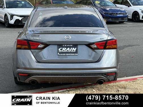 2020 Nissan Altima SR FWD