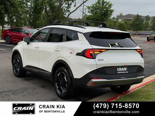 Snow White Pearl 2026 Kia Sportage Hybrid EX