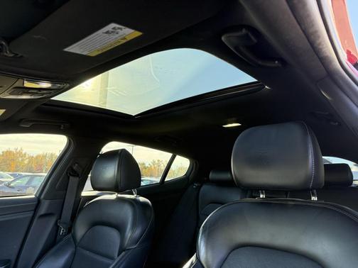 2018 Kia Stinger GT2