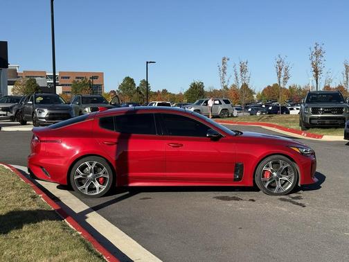 2018 Kia Stinger GT2