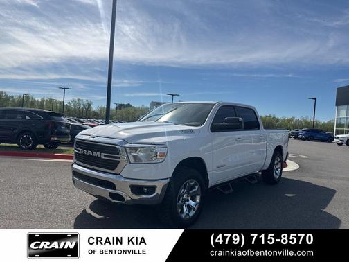 Bright White Clearcoat 2021 RAM 1500 Big Horn/Lone Star