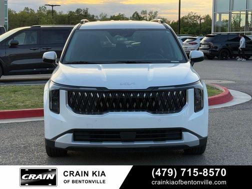 Snow White Pearl 2026 Kia Carnival EX