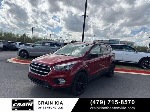 RUBY RED METALLIC TINTED CC 2019 Ford Escape SE