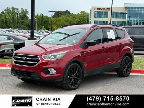 RUBY RED METALLIC TINTED CC 2019 Ford Escape SE