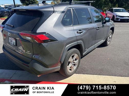 2022 Toyota RAV4 Hybrid LE