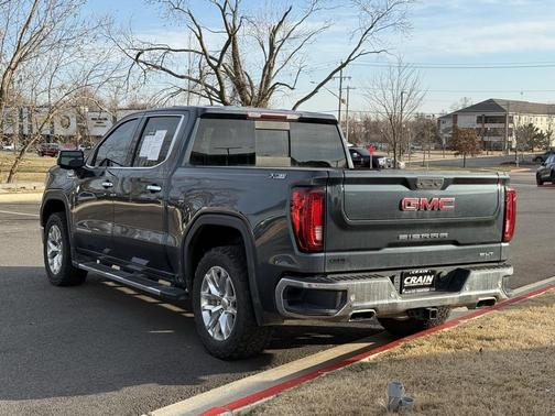 2021 GMC Sierra 1500 SLT
