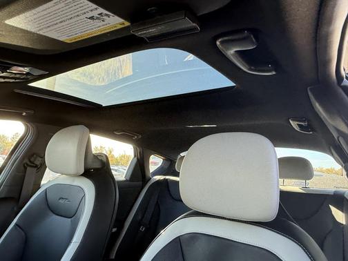 2025 Kia K4 GT-Line Turbo